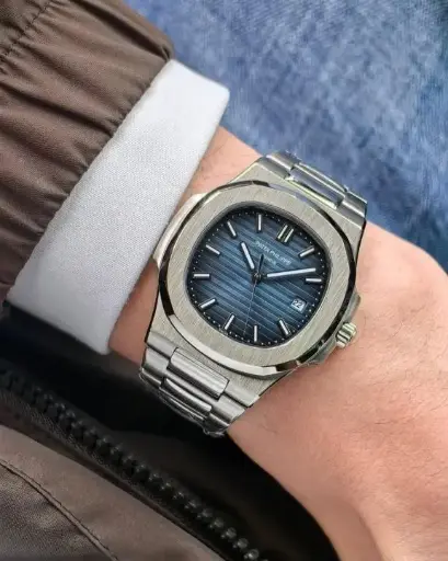 Patek_philippe Nautilus Quartz